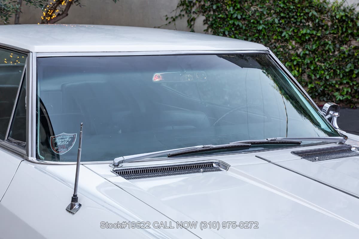 1964 Buick Riviera thumbnail 7