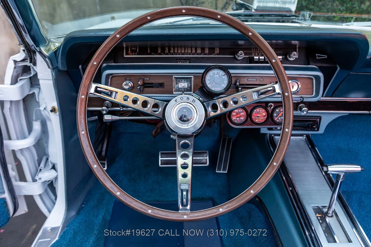 1966 Ford Galaxie 500XL Convertible thumbnail 17