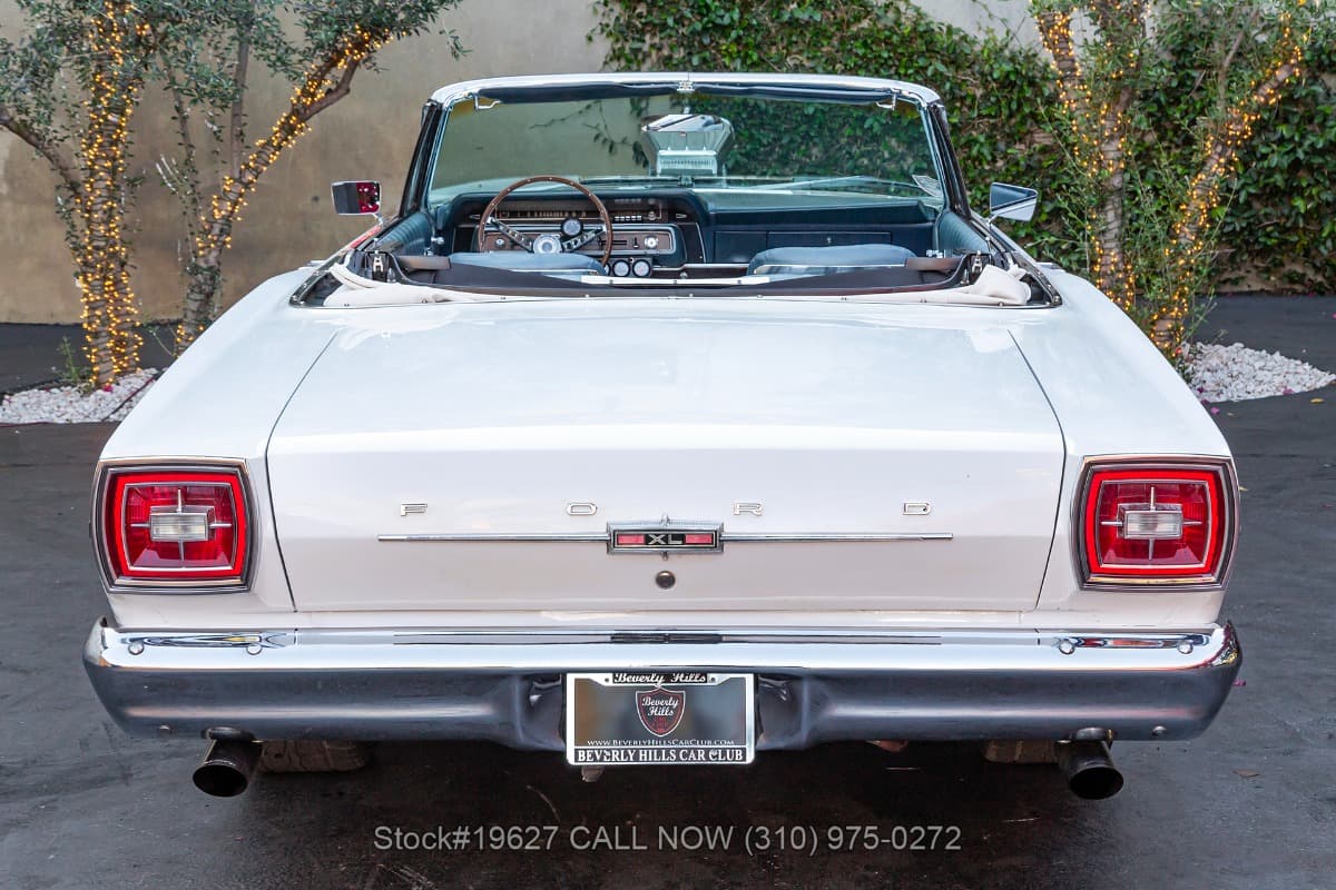 1966 Ford Galaxie 500XL Convertible thumbnail 5