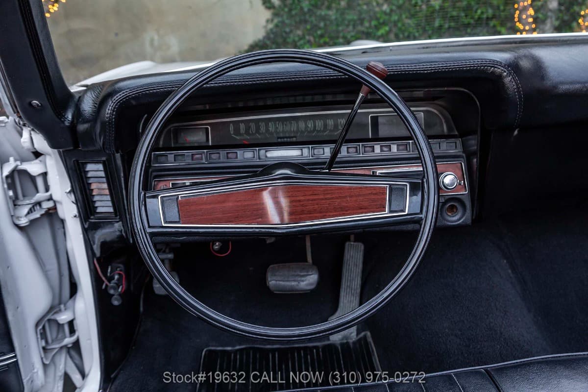 1970 Chevrolet Impala Convertible thumbnail 17
