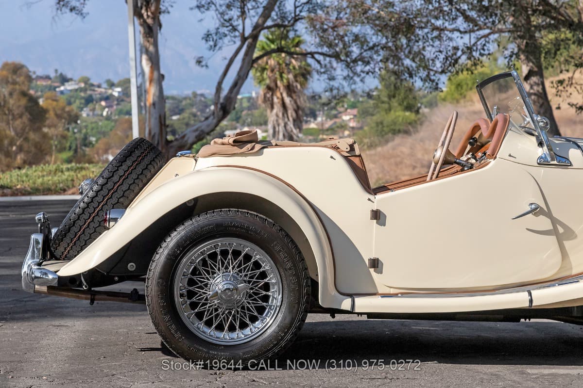 1954 MG TF thumbnail 13