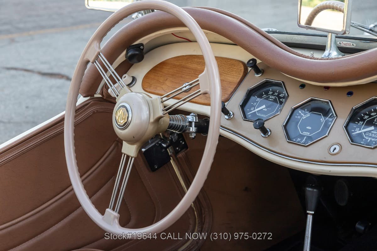1954 MG TF thumbnail 23