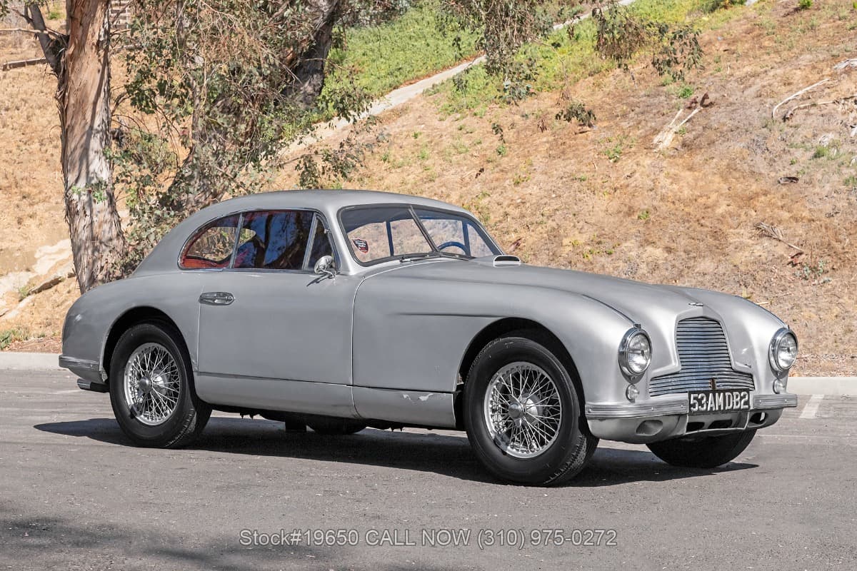 1953 Aston Martin DB2 Vantage Saloon Left-Hand Drive 4-Speed thumbnail 3