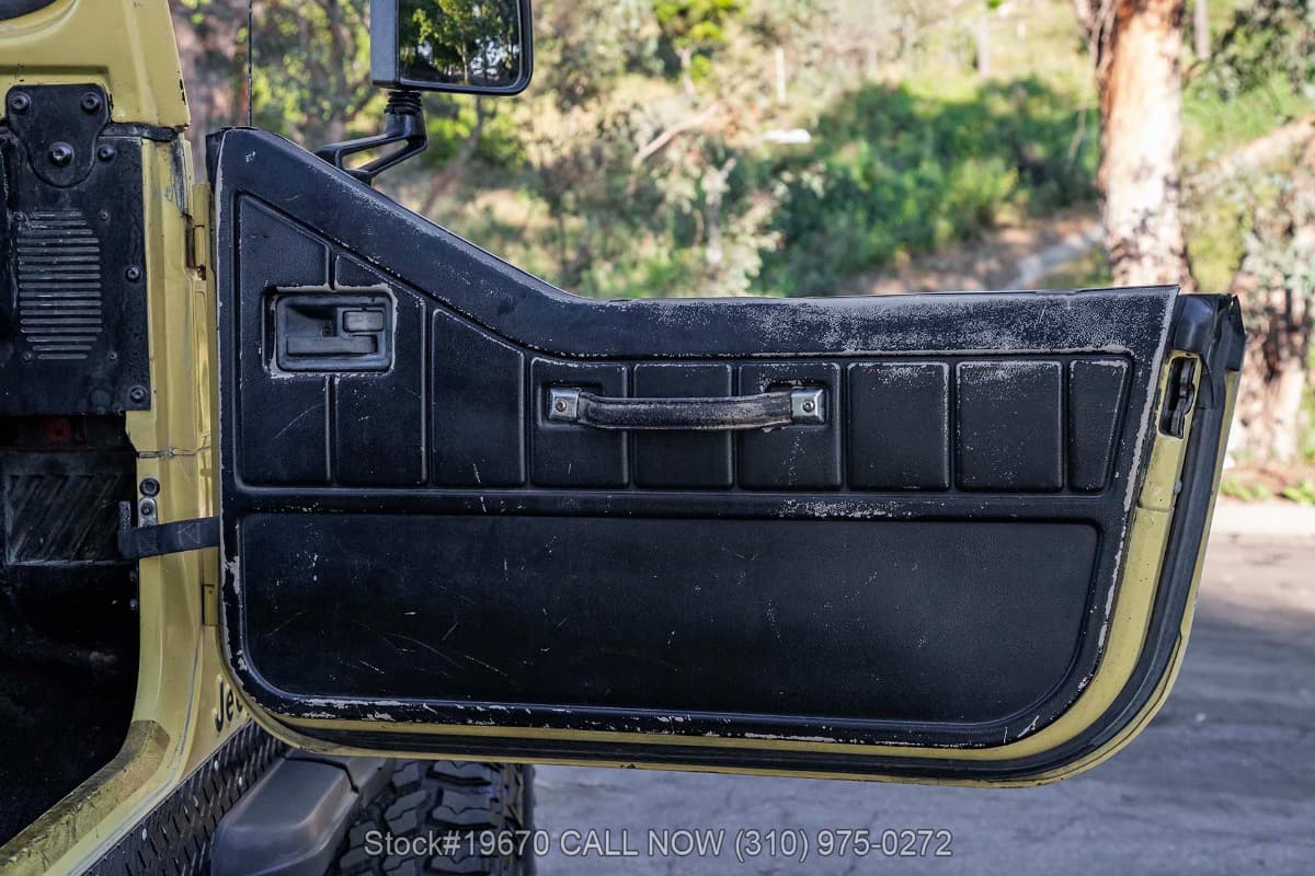1991 Jeep Wrangler 4x4 thumbnail 23