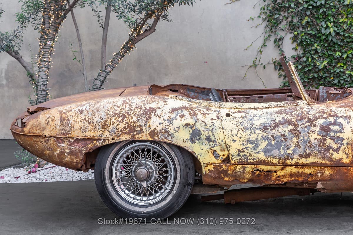 1962 Jaguar XKE Series 1 3.8 Litre Flat Floor Roadster thumbnail 9