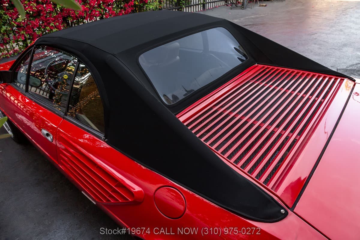 1985 Ferrari Mondial Quattrovalvole Cabriolet thumbnail 8