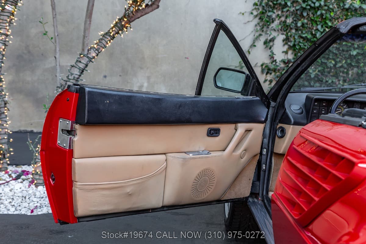 1985 Ferrari Mondial Quattrovalvole Cabriolet thumbnail 12