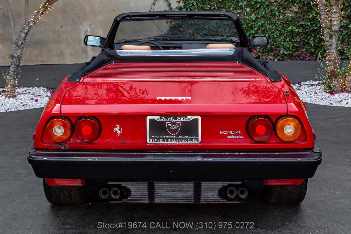 1985 Ferrari Mondial Quattrovalvole Cabriolet thumbnail 4