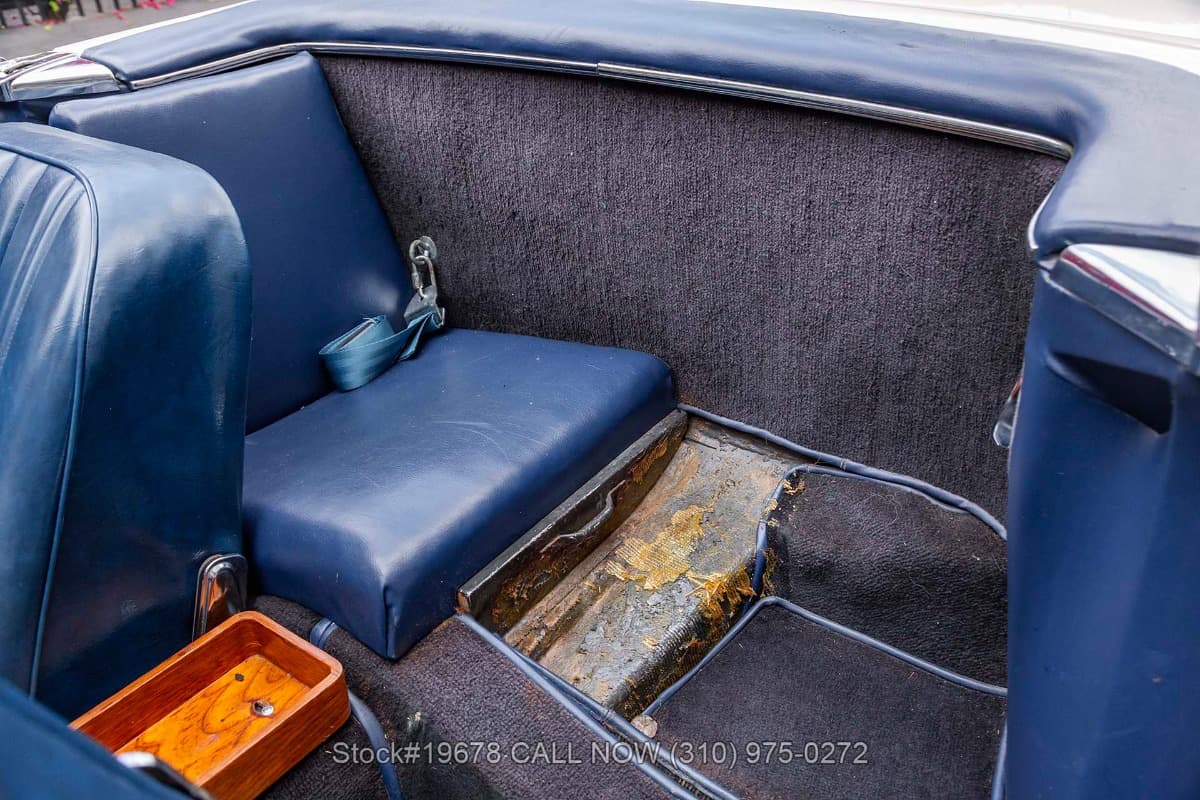 1964 Mercedes 230SL Pagoda With 2 Tops thumbnail 16