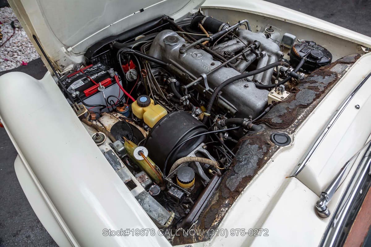 1964 Mercedes 230SL Pagoda With 2 Tops thumbnail 22