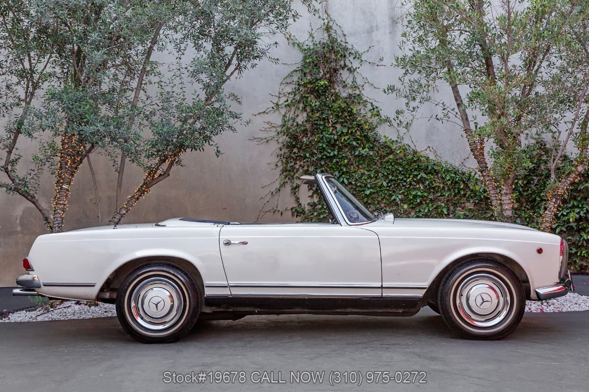 1964 Mercedes 230SL Pagoda With 2 Tops thumbnail 3