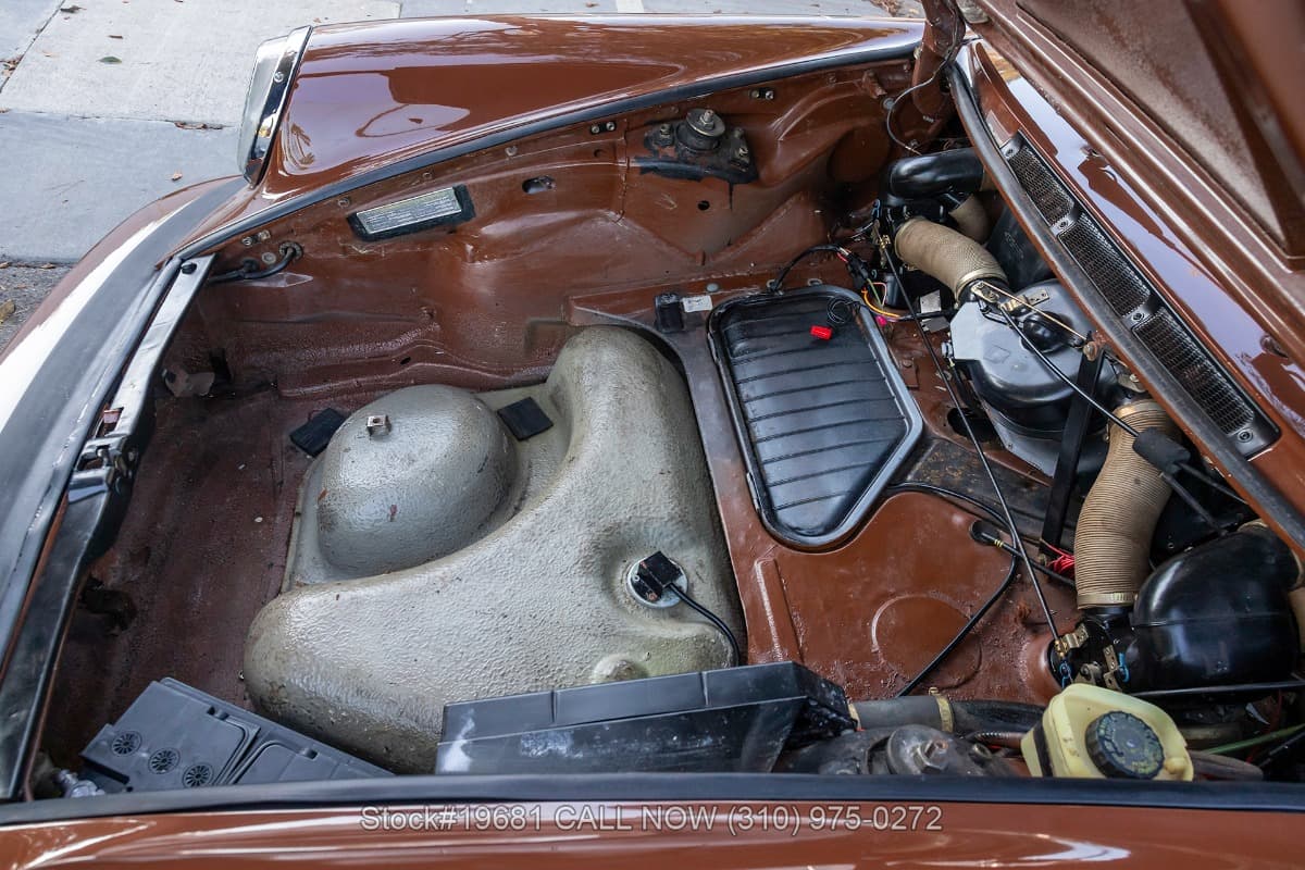 1974 Porsche 911 Coupe thumbnail 23