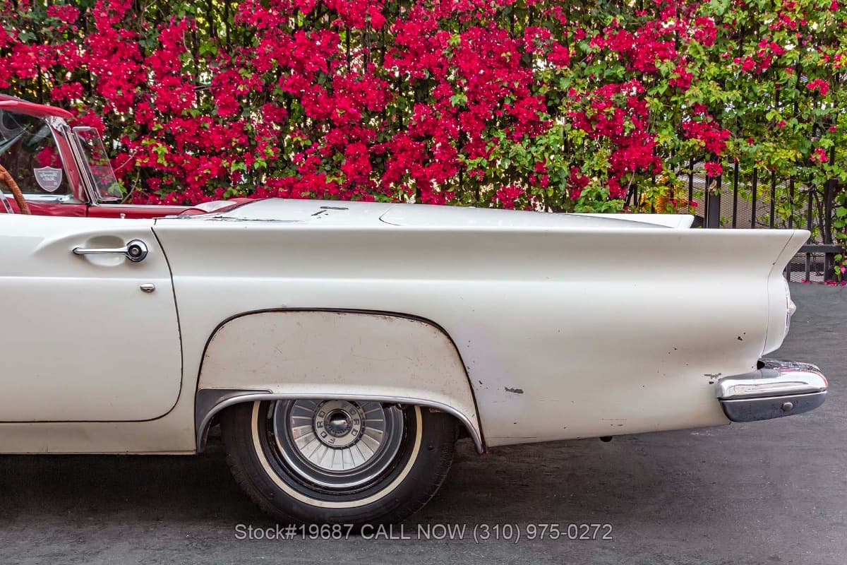 1957 Ford Thunderbird D-Code Convertible thumbnail 13