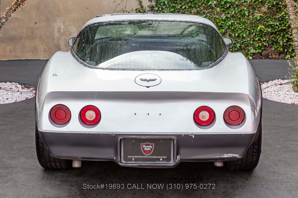 1982 Chevrolet Corvette T-Top thumbnail 5