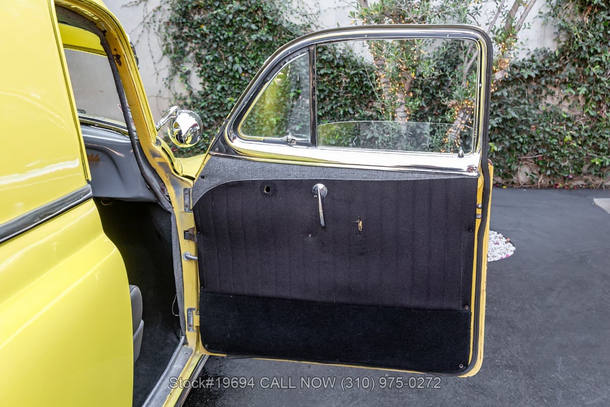 1952 Chevrolet Sedan Delivery Wagon Restomod thumbnail 18