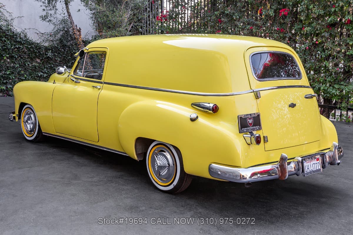 1952 Chevrolet Sedan Delivery Wagon Restomod thumbnail 7