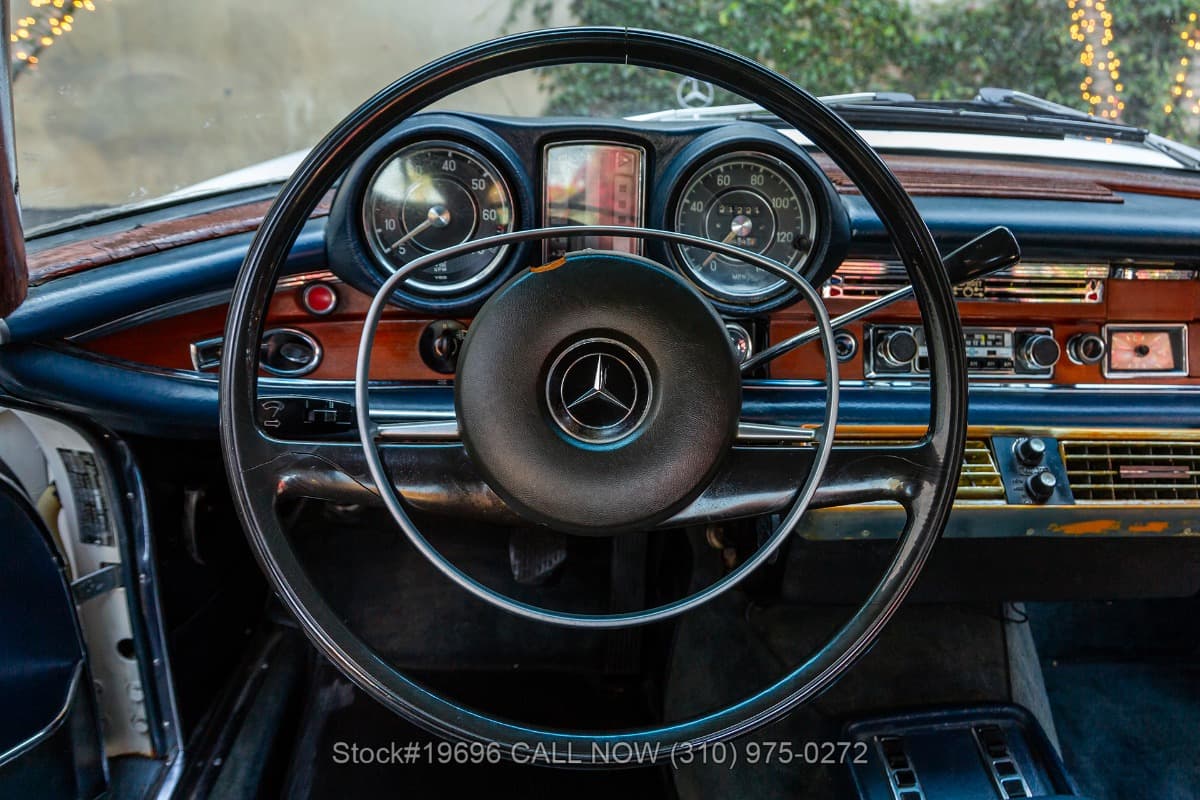 1969 Mercedes 280SE Coupe thumbnail 14