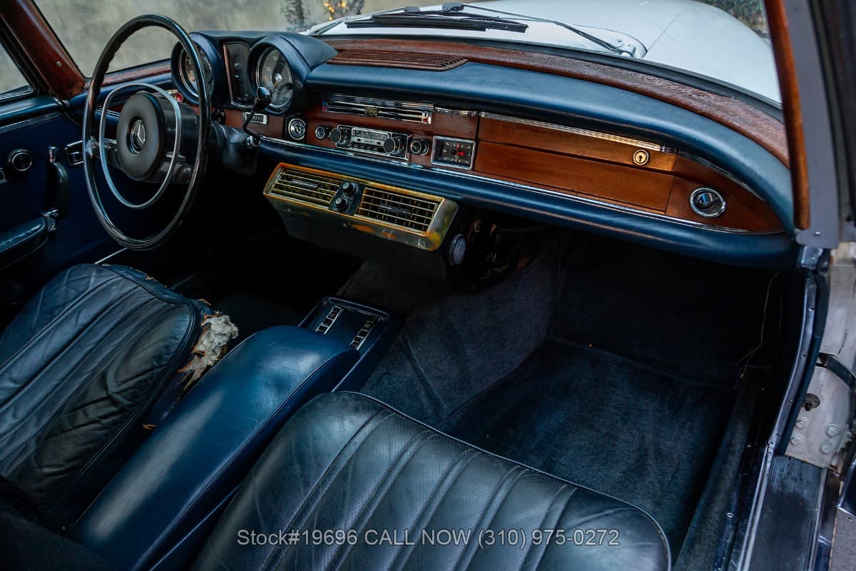 1969 Mercedes 280SE Coupe thumbnail 17