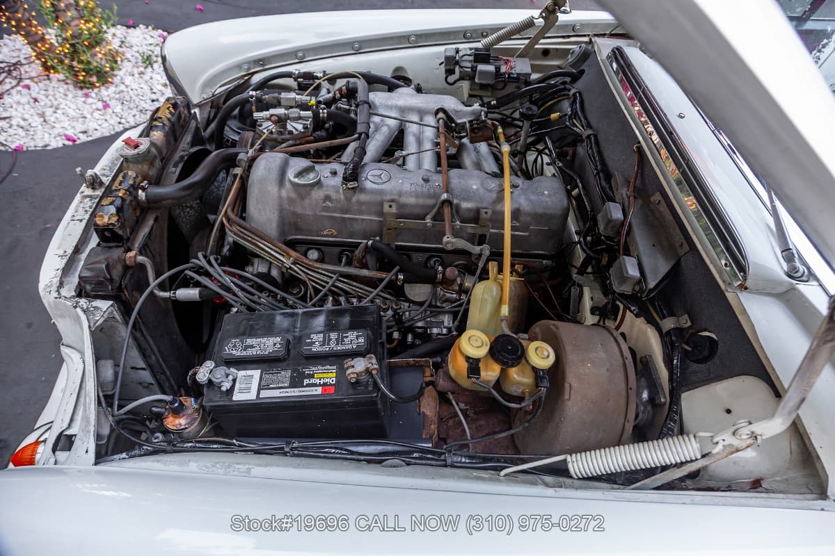 1969 Mercedes 280SE Coupe thumbnail 21