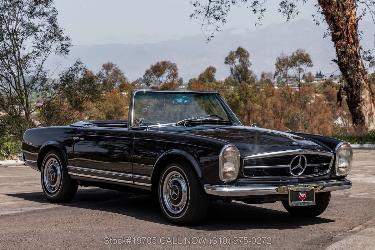 1966 Mercedes 230SL