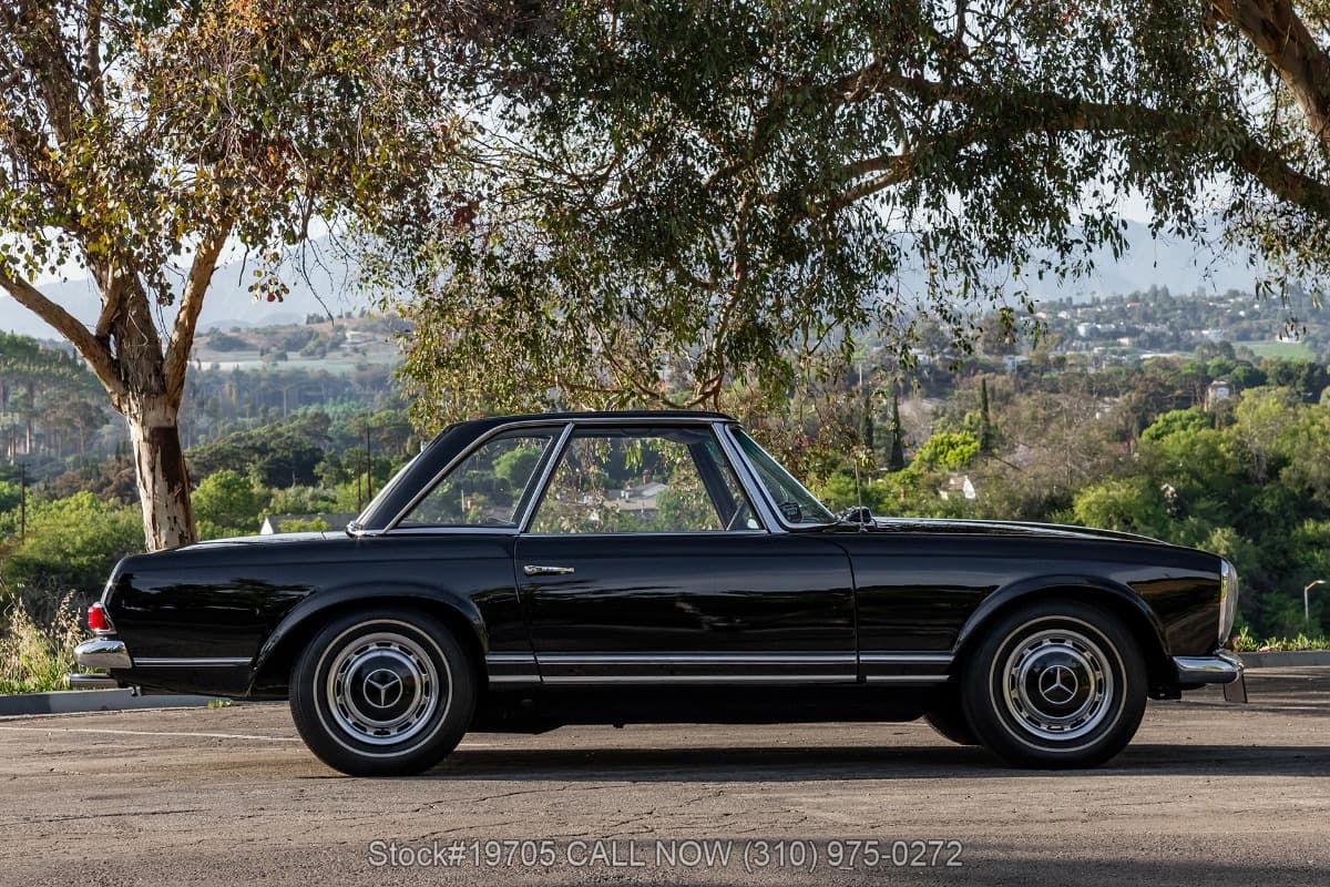 1966 Mercedes 230SL thumbnail 7