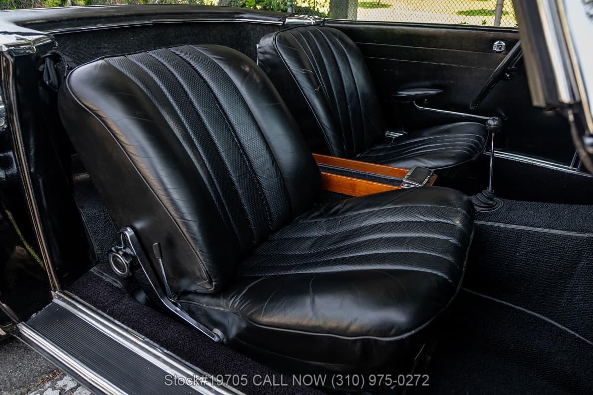 1966 Mercedes 230SL thumbnail 13