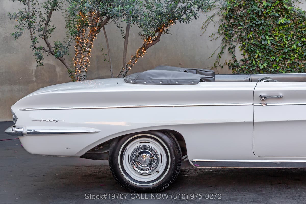 1962 Oldsmobile F-85 Cutlass Convertible thumbnail 12