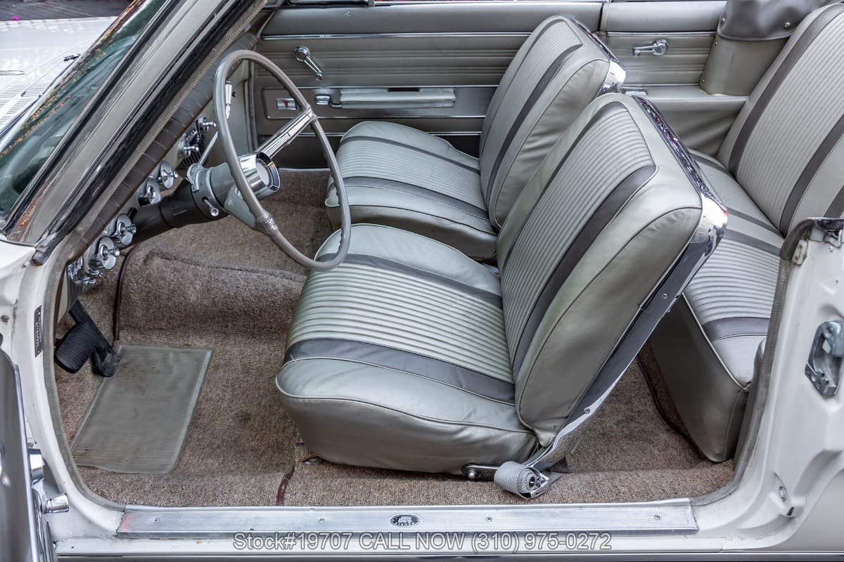 1962 Oldsmobile F-85 Cutlass Convertible thumbnail 15