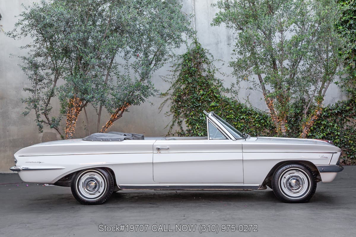 1962 Oldsmobile F-85 Cutlass Convertible thumbnail 4