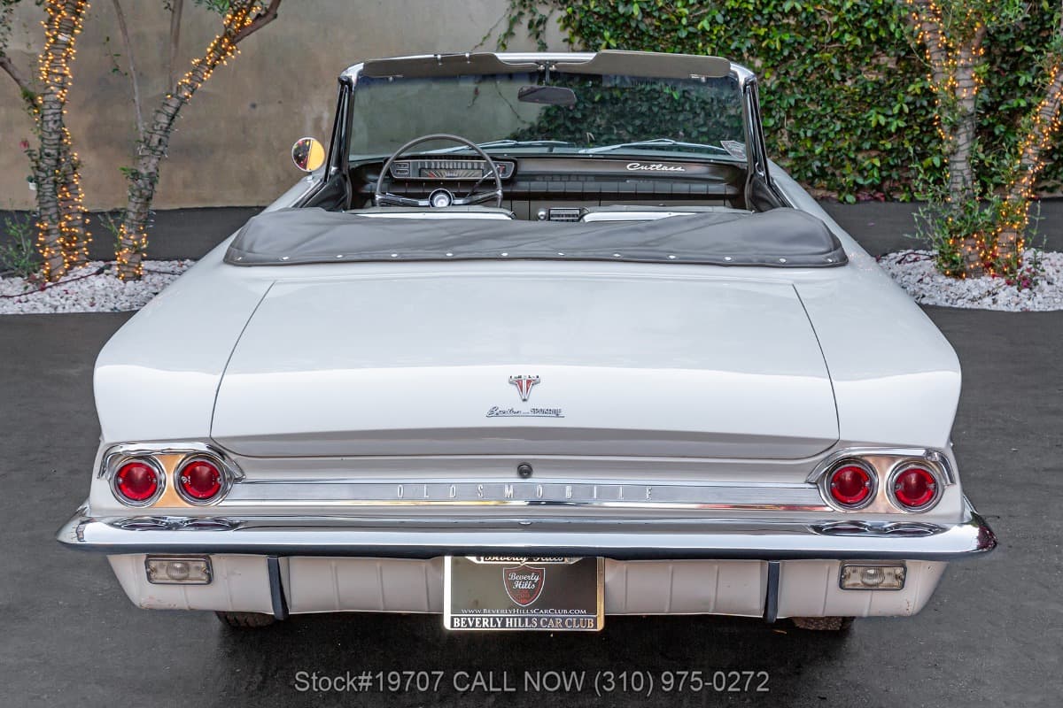 1962 Oldsmobile F-85 Cutlass Convertible thumbnail 5