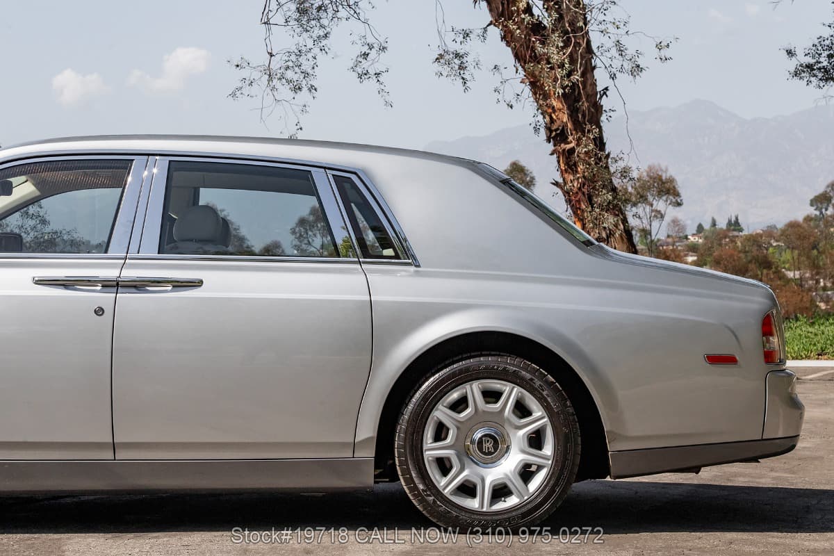 2004 Rolls-Royce Phantom thumbnail 9