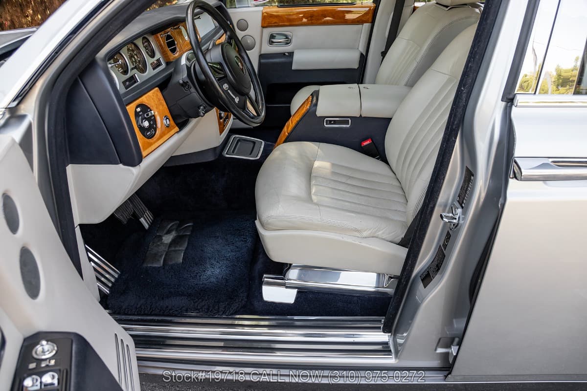 2004 Rolls-Royce Phantom thumbnail 10