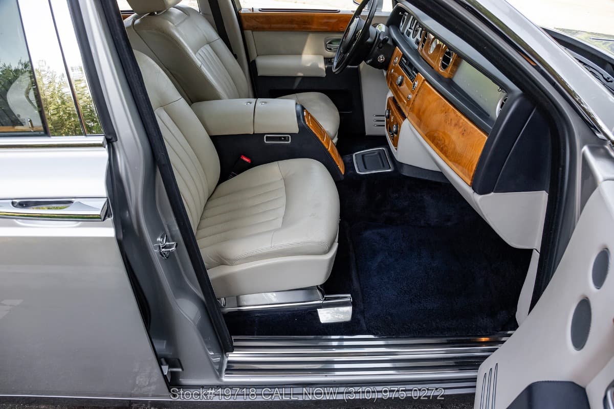 2004 Rolls-Royce Phantom thumbnail 19