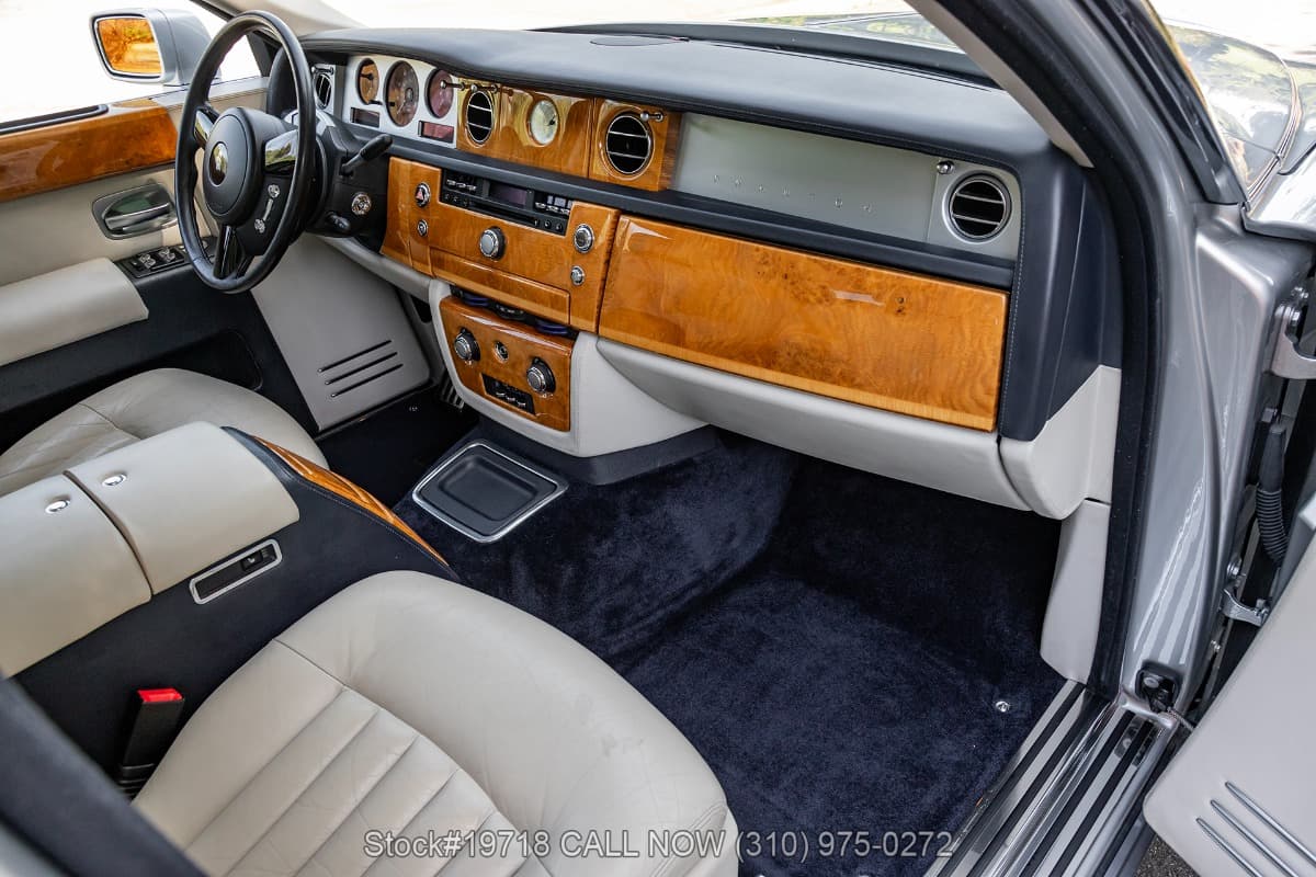 2004 Rolls-Royce Phantom thumbnail 20