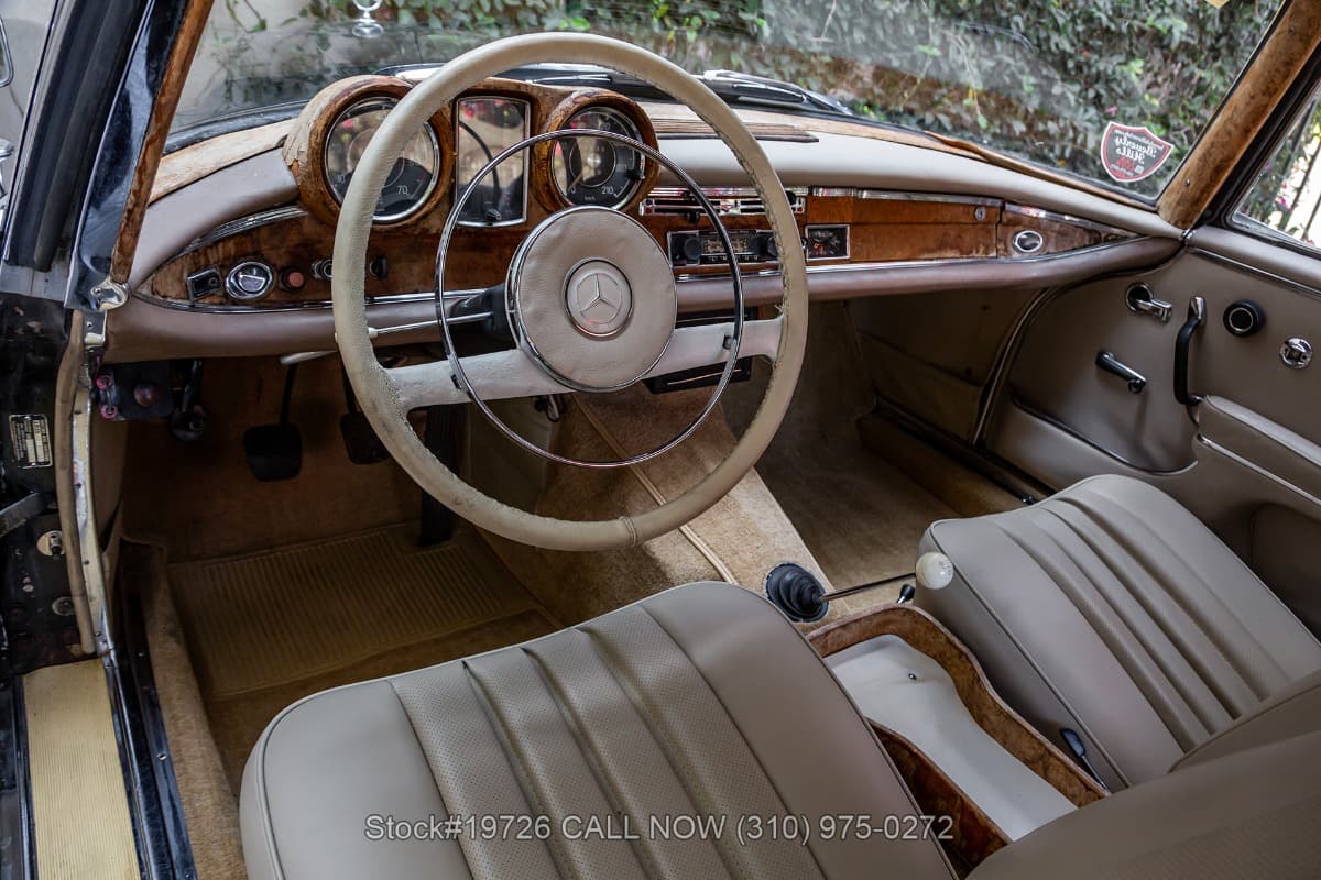 1961 Mercedes 220SEb Sunroof Coupe 4-Speed thumbnail 13