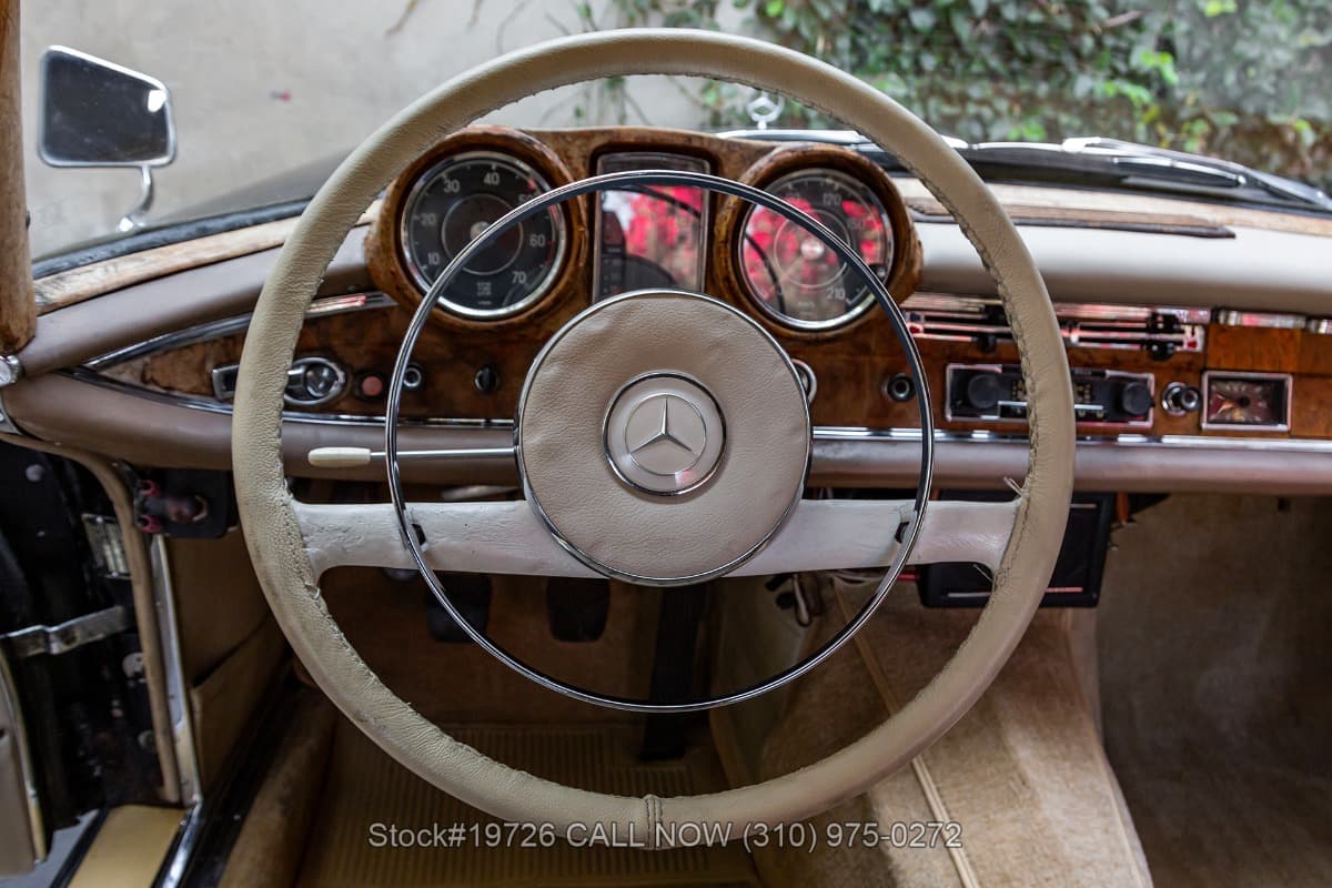 1961 Mercedes 220SEb Sunroof Coupe 4-Speed thumbnail 14