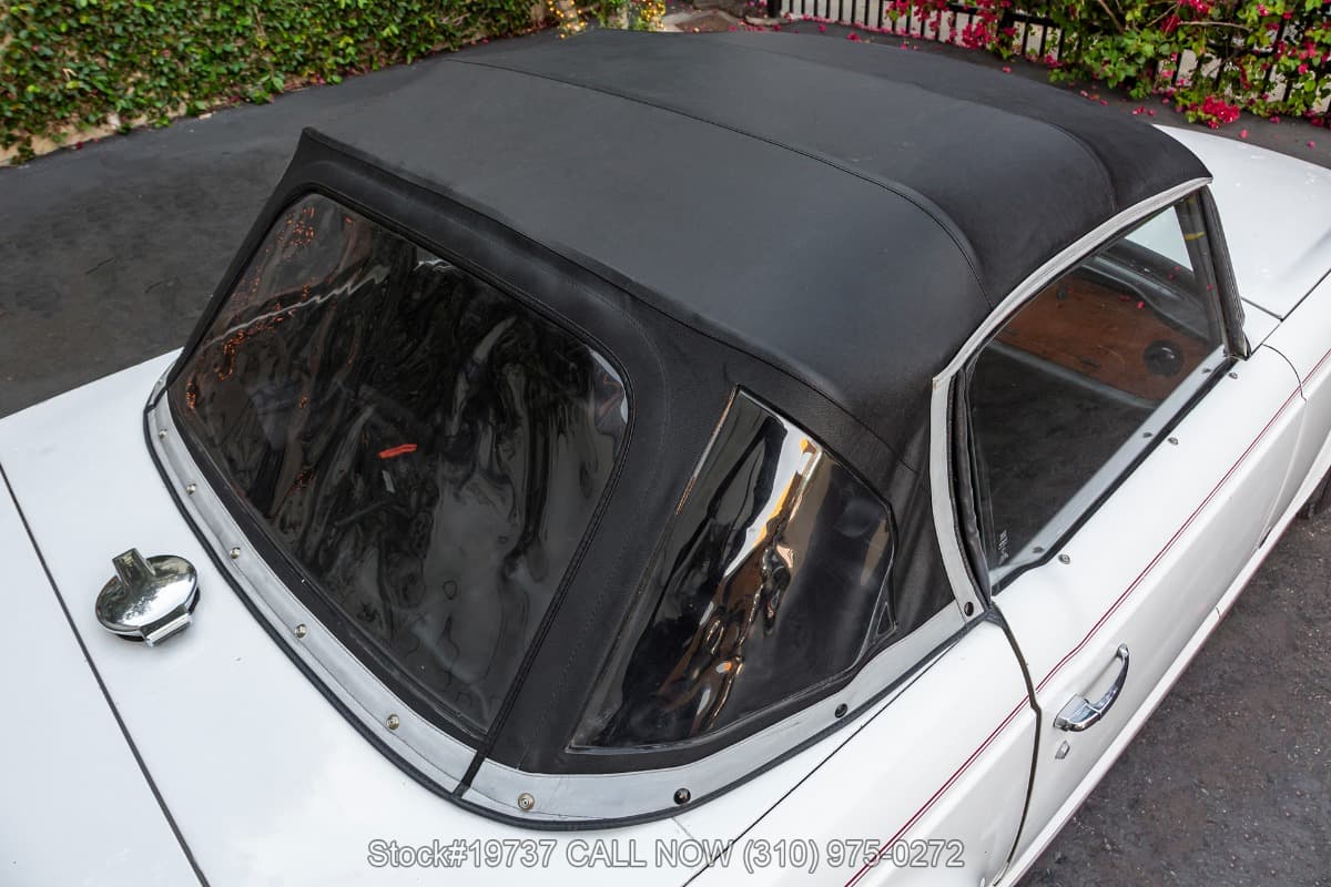 1975 Triumph TR6 thumbnail 8