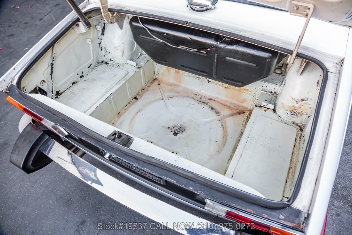 1975 Triumph TR6 thumbnail 21