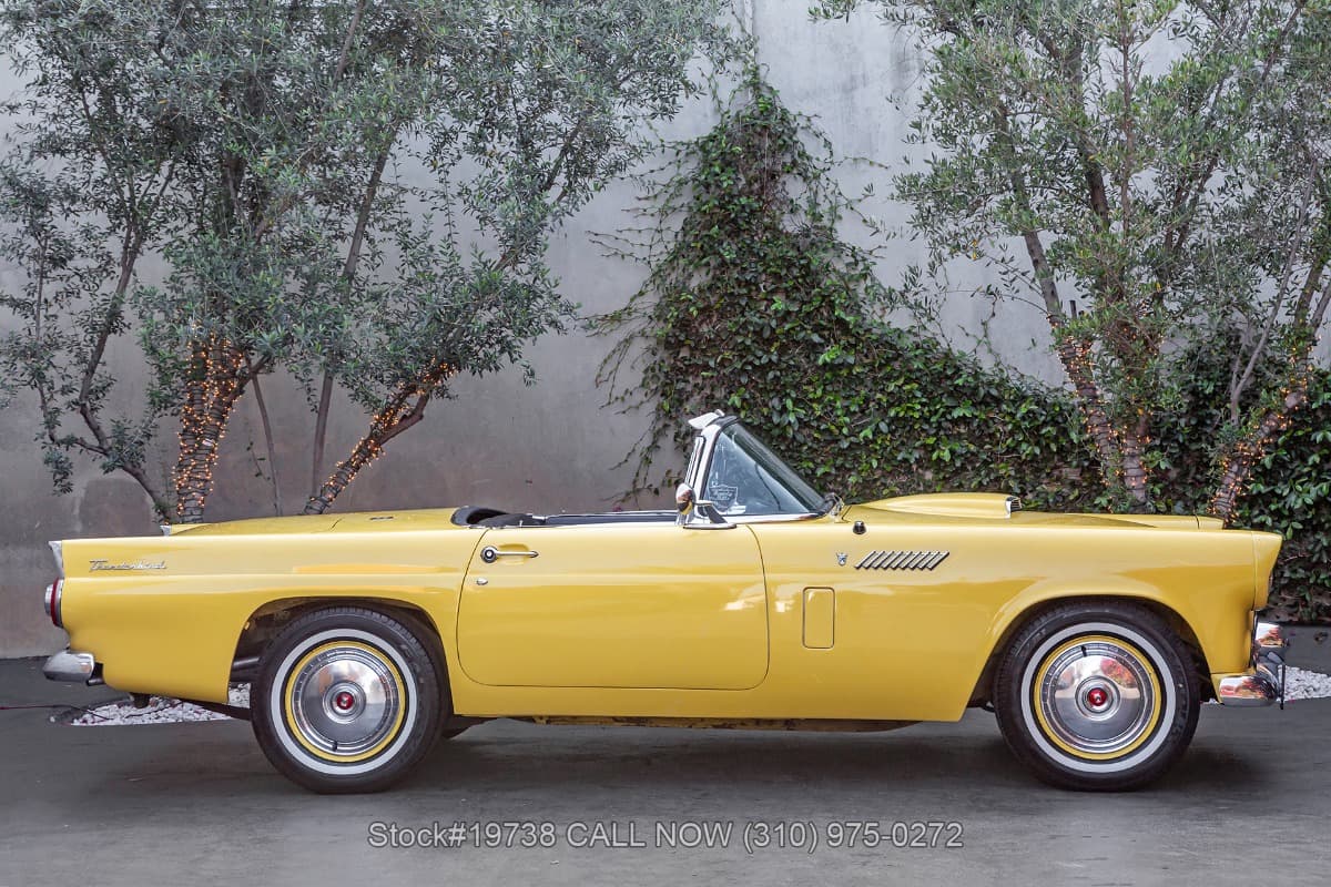 1956 Ford Thunderbird Convertible thumbnail 3
