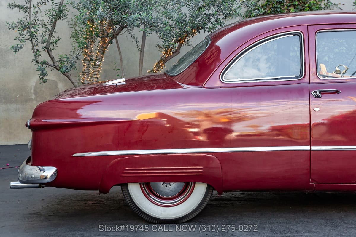1950 Ford Custom Deluxe Club Coupe thumbnail 9
