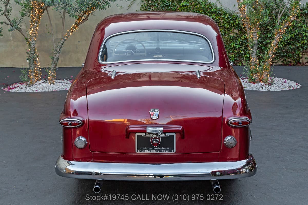 1950 Ford Custom Deluxe Club Coupe thumbnail 5