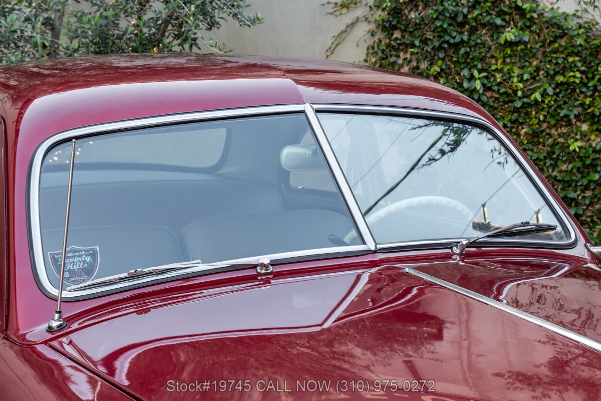1950 Ford Custom Deluxe Club Coupe thumbnail 7