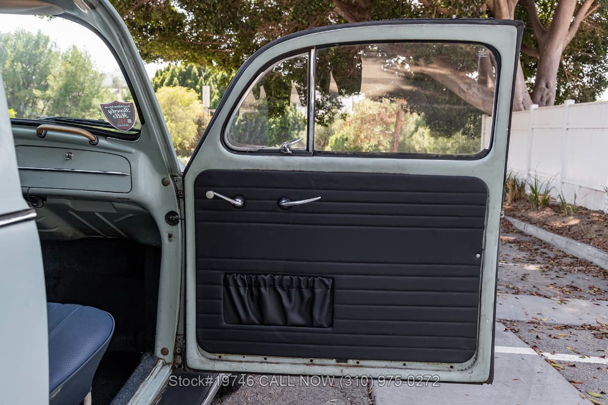 1964 Volkswagen Beetle thumbnail 18