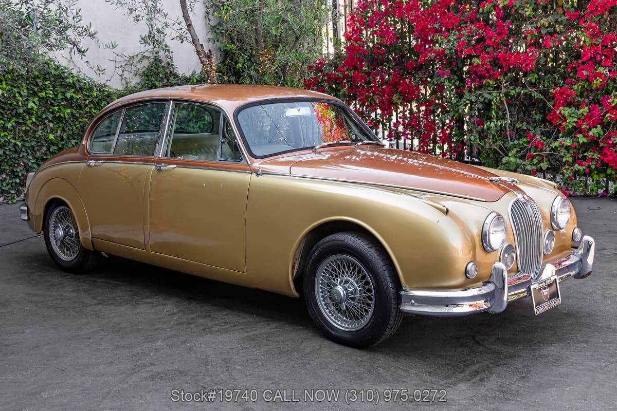 1962 Jaguar Mark II 3.8-Liter thumbnail 3