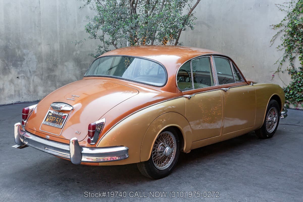 1962 Jaguar Mark II 3.8-Liter thumbnail 4