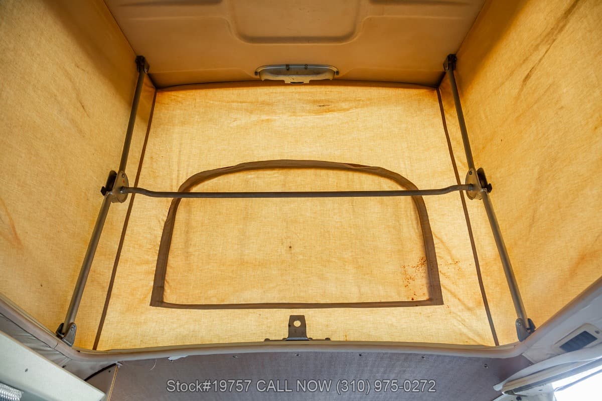 1982 Volkswagen Vanagon Westfalia Camper thumbnail 25