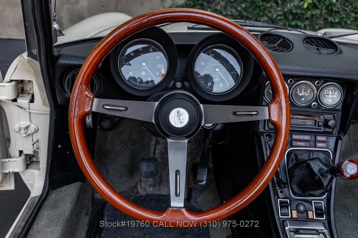 1974 Alfa Romeo Spider Veloce 2000 thumbnail 16