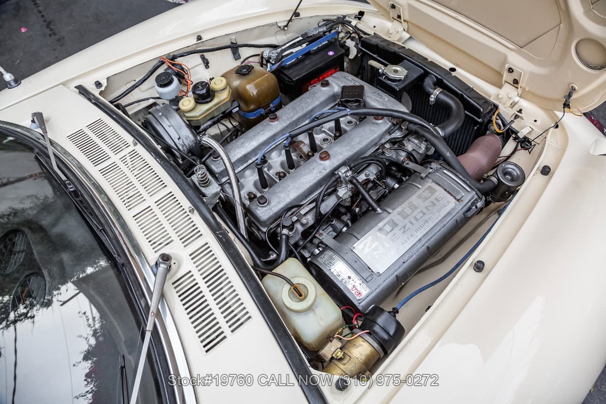 1974 Alfa Romeo Spider Veloce 2000 thumbnail 27