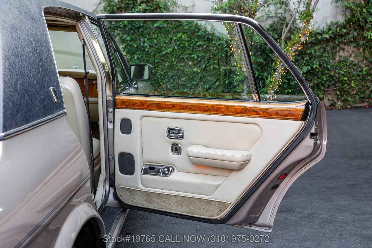 1992 Rolls-Royce Silver Spur II thumbnail 17