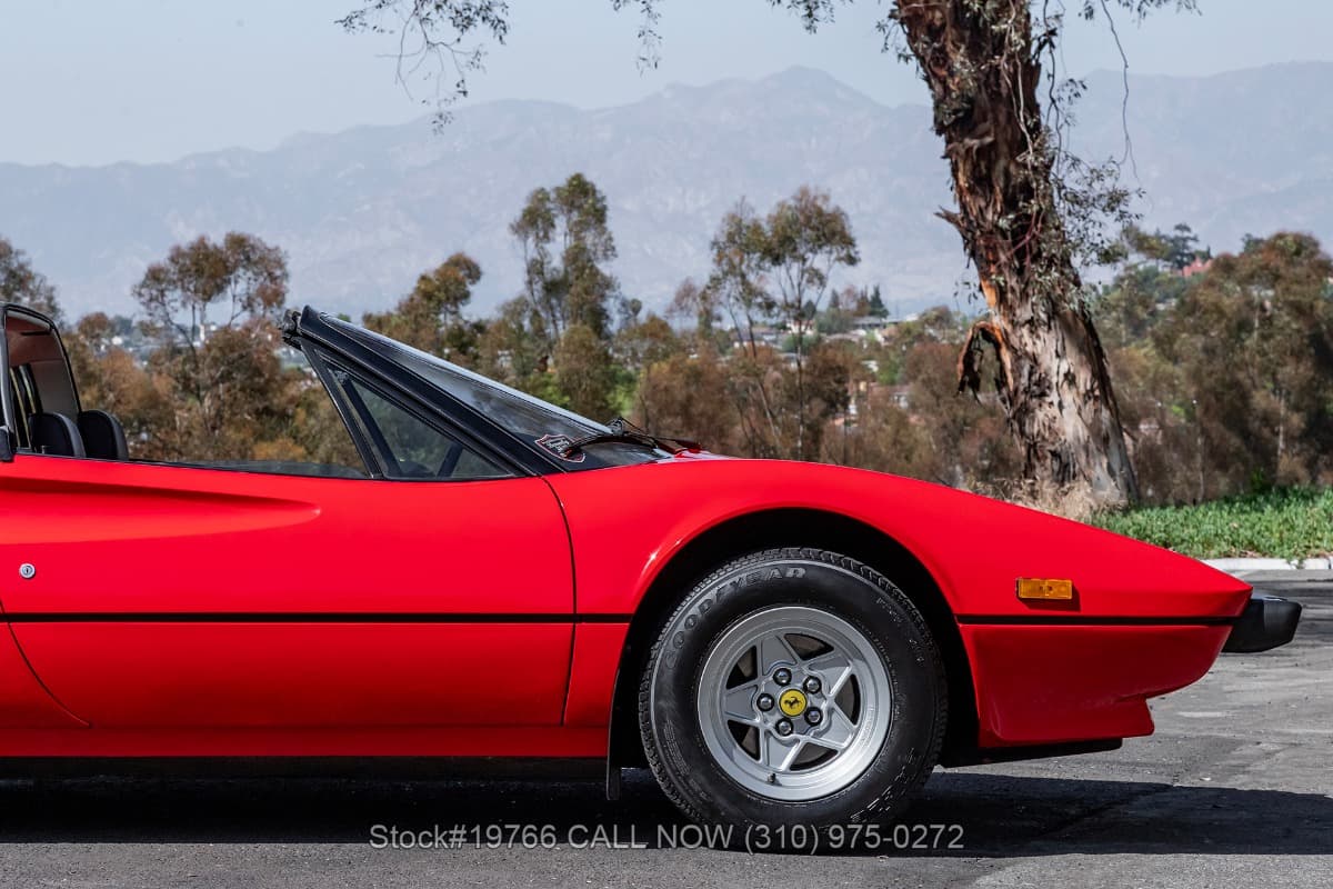 1979 Ferrari 308GTS thumbnail 10